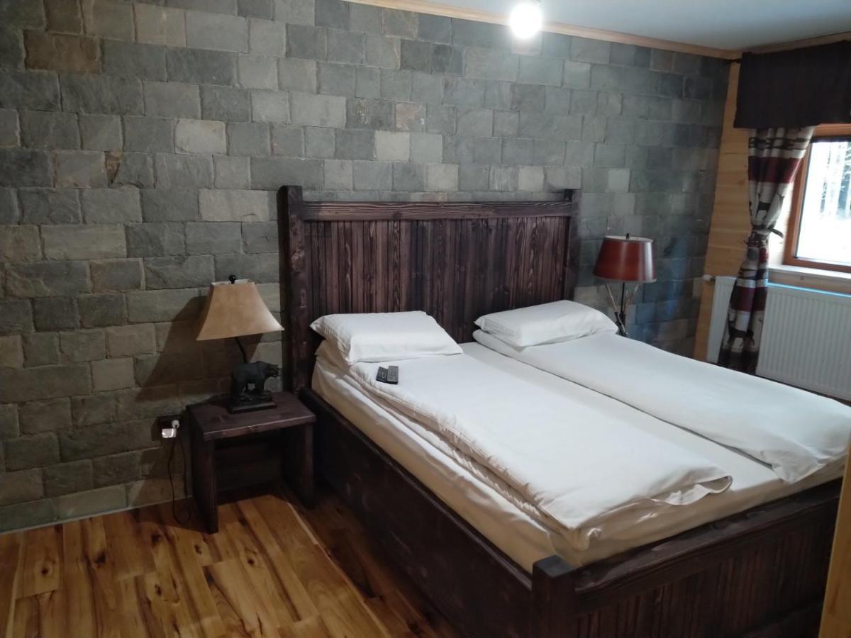 Algara Hut Hotel Panichishte Exterior foto